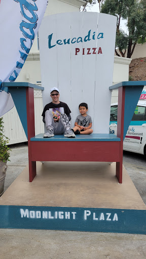 Shopping Mall «Moonlight Plaza Shopping Center», reviews and photos, 315 S Coast Hwy 101, Encinitas, CA 92024, USA