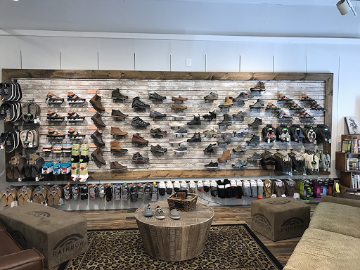 Outdoor Sports Store «High Country Outfitters», reviews and photos, 3906 Roswell Rd NE, Atlanta, GA 30342, USA