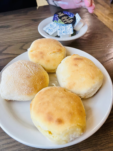 American Restaurant «Cracker Barrel Old Country Store», reviews and photos, 1740 Scenic Hwy N, Snellville, GA 30078, USA