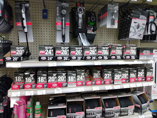 Sporting Goods Store «Academy Sports + Outdoors», reviews and photos, 7513 N Interstate Hwy 35, Austin, TX 78752, USA