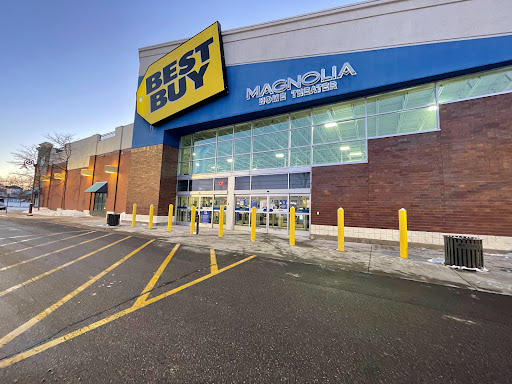 Best Buy, 12905 Elm Creek Blvd N, Maple Grove, MN 55369, USA, 