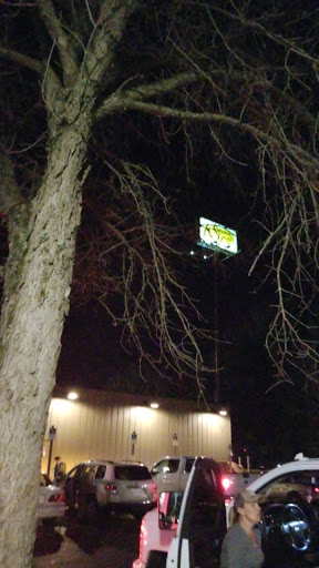 American Restaurant «Cracker Barrel Old Country Store», reviews and photos, 103 Paradise St, Manchester, TN 37355, USA