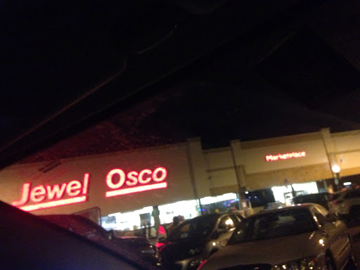 Grocery Store «Jewel-Osco», reviews and photos, 944 S York St, Elmhurst, IL 60126, USA