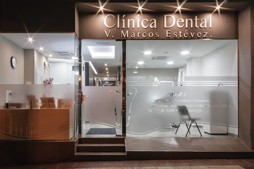 Clínica Dental V. Marcos Estévez en Suances, Cantabria
