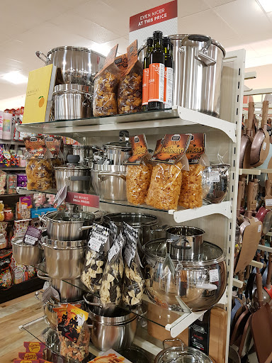 Department Store «T.J. Maxx & HomeGoods», reviews and photos, 715 E Dundee Rd, Palatine, IL 60074, USA