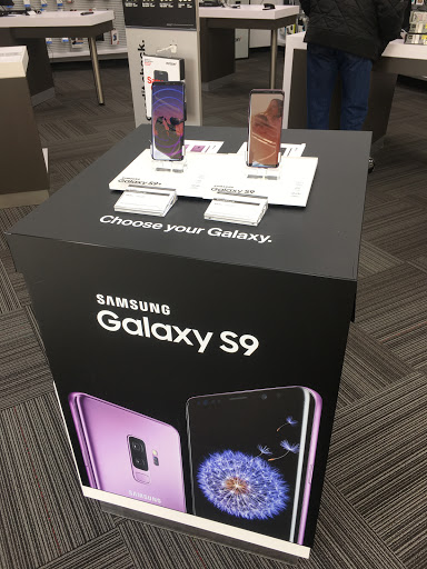 Cell Phone Store «Bronxville Verizon Wireless», reviews and photos, 89 Pondfield Rd, Bronxville, NY 10708, USA