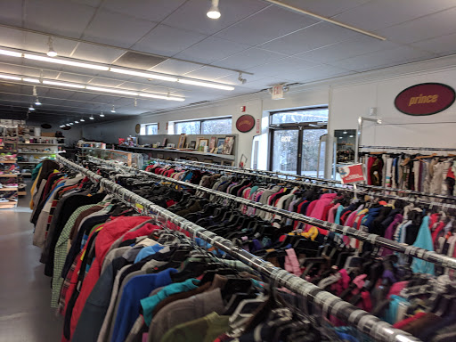 Thrift Store «Ohio Discount Thrift Store Inc», reviews and photos, 1739 Brittain Rd, Akron, OH 44310, USA