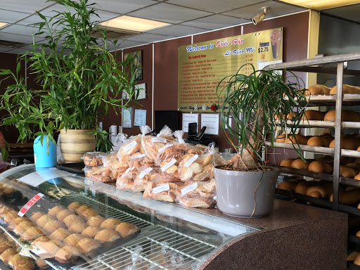 Quốc Bảo Bakery