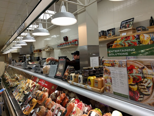Grocery Store «Lunds & Byerlys Highland Park», reviews and photos, 2128 Ford Pkwy, St Paul, MN 55116, USA