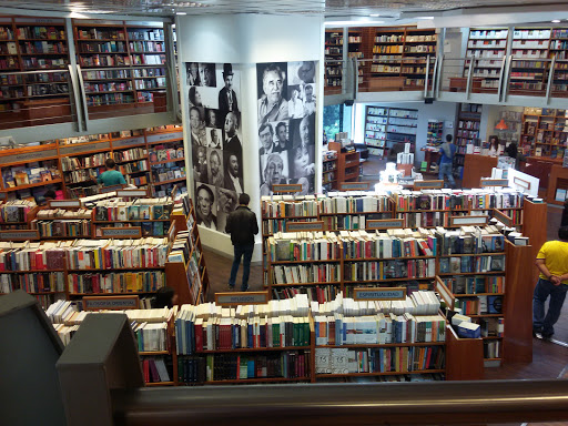 Language bookshops in Quito