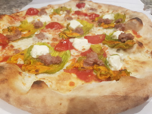 Pizzeria Desio Veliero Sas di Vergani Luca in Desio, Provincia di Monza e della Brianza