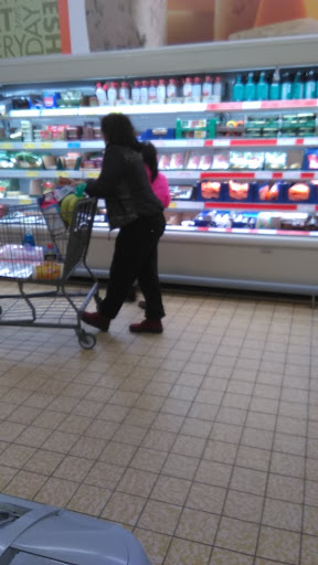 Supermarket «ALDI», reviews and photos, 7235 39th St, Lyons, IL 60534, USA