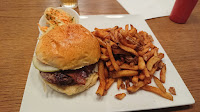 Plats et boissons du Restaurant de hamburgers Foxy burger à L'Île-d'Yeu - n°1