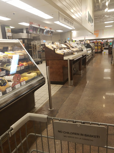 Grocery Store «Kroger», reviews and photos, 125 Towne Dr, Bluffton, SC 29910, USA