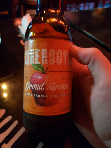 Bar & Grill «EvenFlow Music & Spirits», reviews and photos, 302 W State St, Geneva, IL 60134, USA