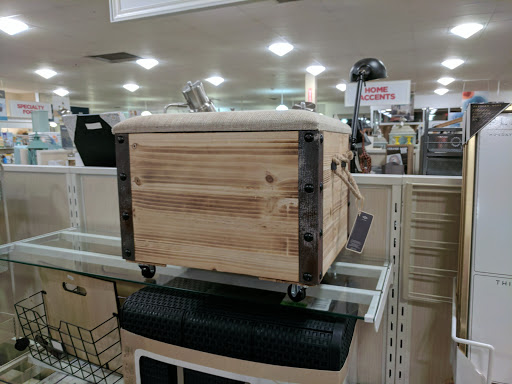 Department Store «Marshalls and HomeGoods», reviews and photos, 300 Soscol Ave, Napa, CA 94559, USA