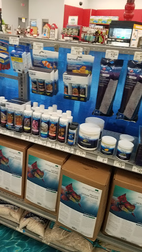 Pet Supply Store «Petco Animal Supplies», reviews and photos, 500 E Aurora Rd #20, Macedonia, OH 44056, USA