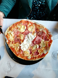 Pizza du Pizzeria La Petite Venise à Cosne-Cours-sur-Loire - n°13