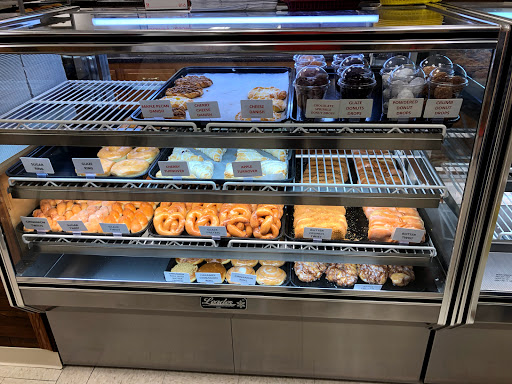 Donut Shop «Fenton Olde Towne Donuts», reviews and photos, 67 Fenton Park Mall, Fenton, MO 63026, USA