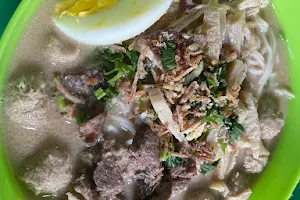 Makassar Bakso Bakalau Norbayah image