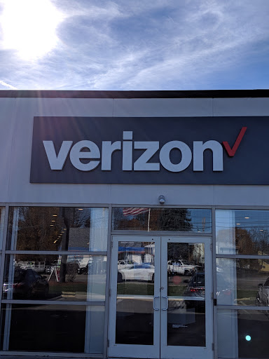 Cell Phone Store «Verizon», reviews and photos, 262 Andover St, Peabody, MA 01960, USA