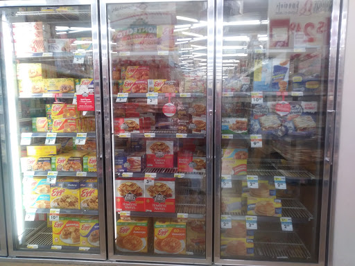 Grocery Store «Smart & Final Extra!», reviews and photos, 250 E 10th St, Gilroy, CA 95020, USA