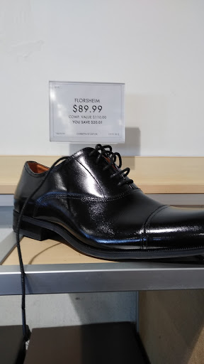 Shoe Store «DSW Designer Shoe Warehouse», reviews and photos, 8506 E 71st St, Tulsa, OK 74133, USA