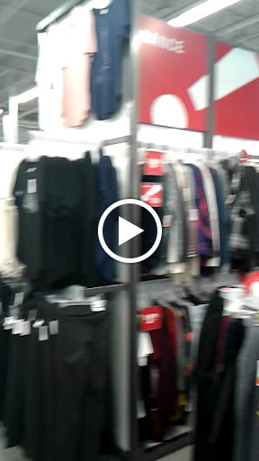 Clothing Store «Old Navy», reviews and photos, 100 Premium Outlets Dr, Blackwood, NJ 08012, USA