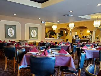 The Como Restaurant and Lounge