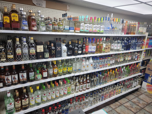 Liquor Store «Maple Ave Liquors & Wines», reviews and photos, 871 Maple Ave, Hartford, CT 06114, USA