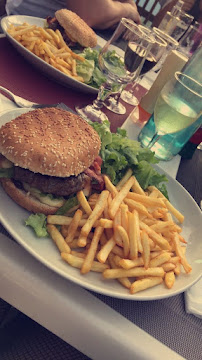 Hamburger du Restaurant Le Refuge à Lucéram - n°1