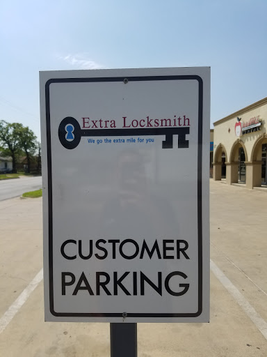 Locksmith «Extra Locksmith», reviews and photos, 911 N Sylvania Ave #180, Fort Worth, TX 76111, USA