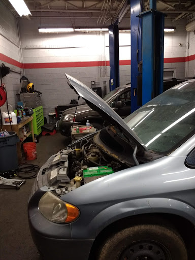 Auto Repair Shop «Meineke Car Care Center», reviews and photos, 3332 N Oracle Rd, Tucson, AZ 85705, USA