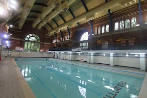 Glossop Swimming Pool image