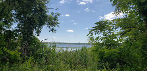 Park «West Harbor Beach Memorial Park - Village Of Bayville», reviews and photos, 10 West Harbour Drive, Bayville, NY 11709, USA