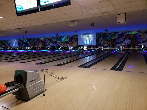 Bowling Alley «Strikers Family Sportscenter», reviews and photos, 8500 NW 44th St, Sunrise, FL 33351, USA