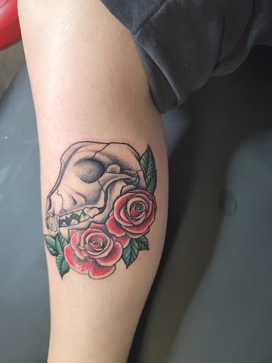 Sideshow Tattoo Company, 700 SW 4th Pl, Renton, WA 98057, USA, 