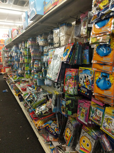 Dollar Store «Dollar Tree», reviews and photos, 13575 NW Cornell Rd, Portland, OR 97229, USA