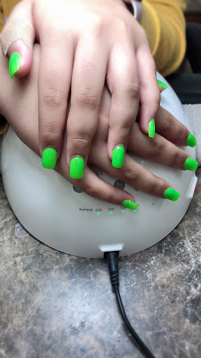 Nail Salon «Regal Nails Salon & Spa», reviews and photos, 101 Tanglewood Pkwy, Elizabeth City, NC 27909, USA