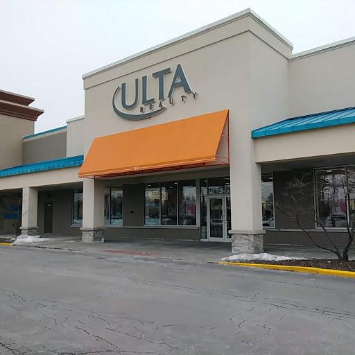 Hair Salon «Ulta Beauty», reviews and photos, 2431 W Schaumburg Rd, Schaumburg, IL 60194, USA