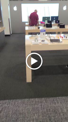 Electronics Store «Best Buy», reviews and photos, 610 Exterior Street, Bronx, NY 10451, USA