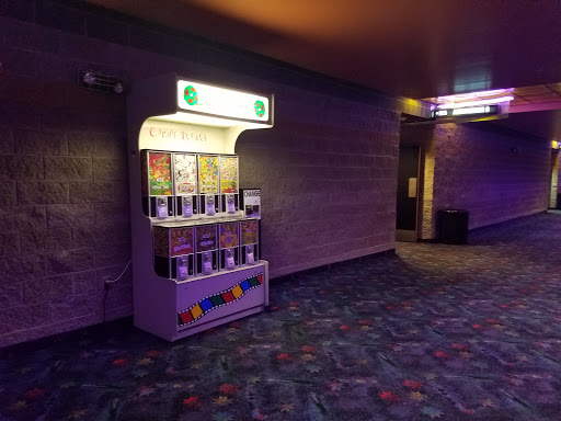 Movie Theater «Regal Cinemas Parkway Plaza 12», reviews and photos, 5910 S 180th St, Tukwila, WA 98188, USA