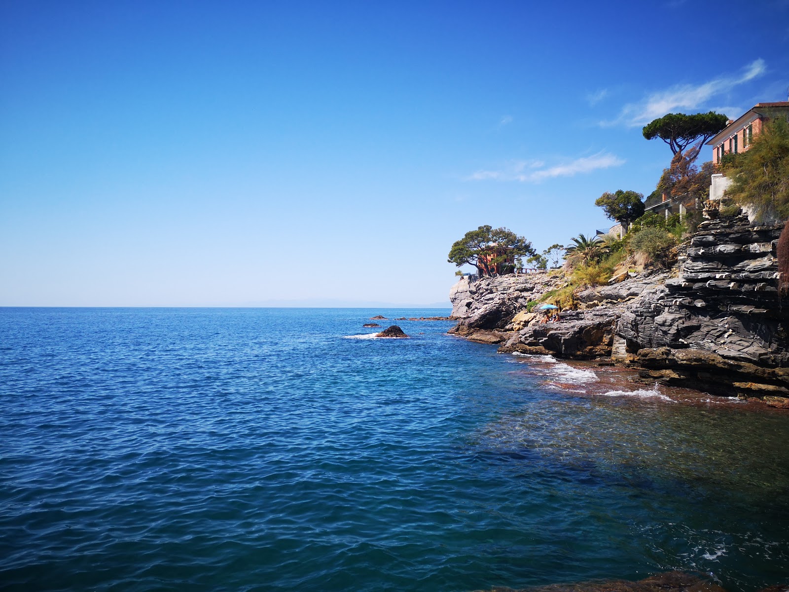 Foto de Ciappea beach com alto nível de limpeza