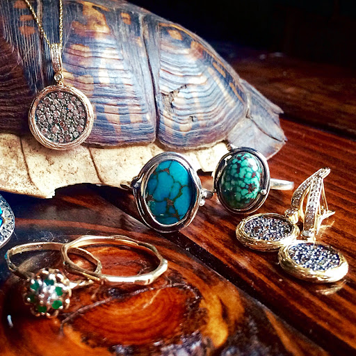 Jewelry Store «A&J Jewelers», reviews and photos, 1575 Scenic Hwy N #200, Snellville, GA 30078, USA