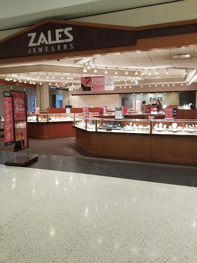 Jewelry Store «Zales - The Diamond Store», reviews and photos, 1665 State Hill Rd k-1, Wyomissing, PA 19610, USA