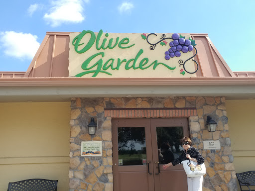 Olive Garden Italian Restaurant image 3