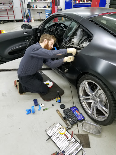 Auto Repair Shop «Zaks Auto», reviews and photos, 24 Hampshire Dr, Hudson, NH 03051, USA