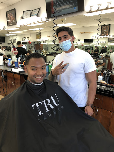 Barber Shop «Miami Beach Barber Shop», reviews and photos, 1114 Normandy Dr, Miami Beach, FL 33141, USA