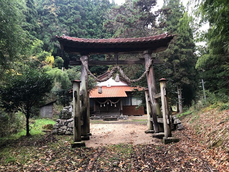 山中八幡宮