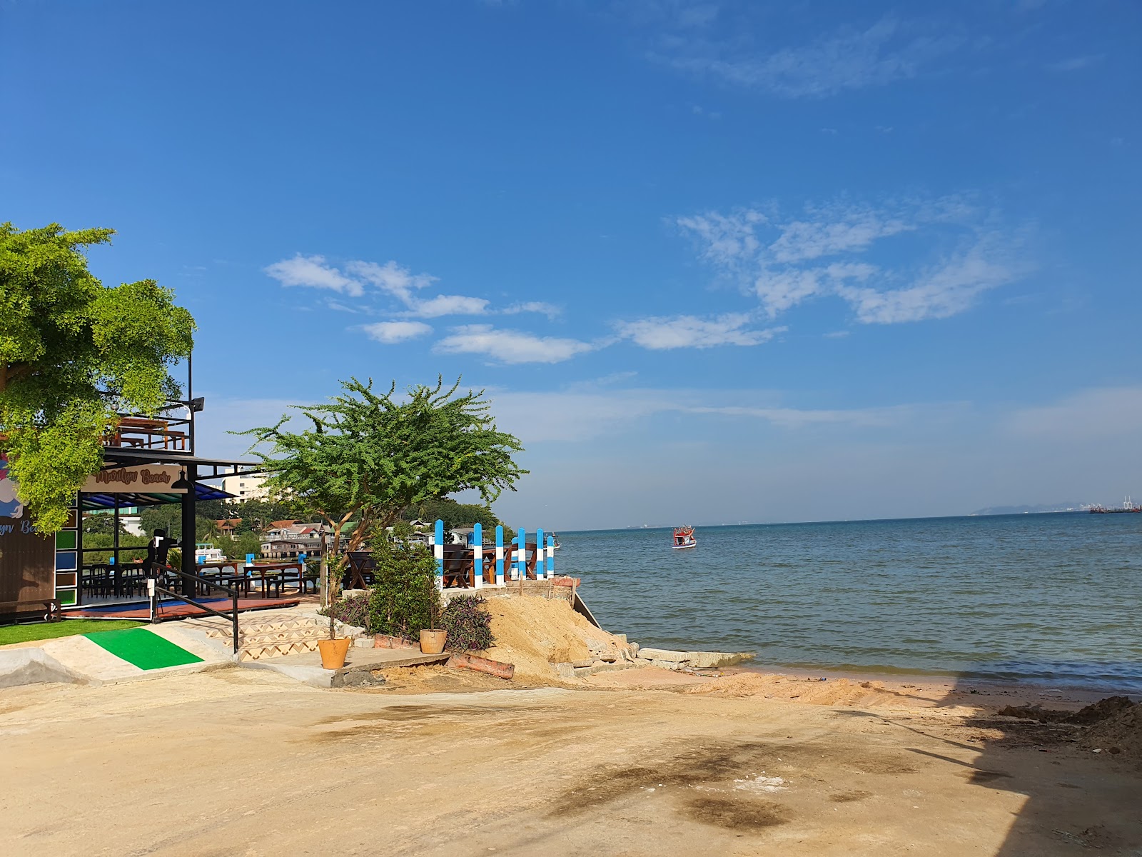 Marilyn Beach photo #6